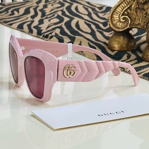 Gucci Pink/Violet Sunglasses
